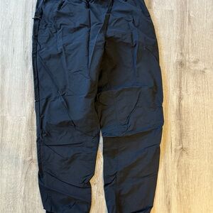 Mountain Hardwear Men's Black Cargo Pants